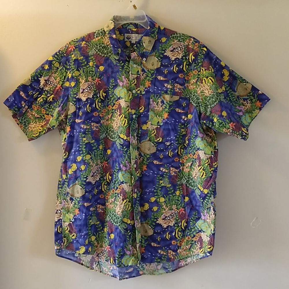 Island casuals men's Hawaiian shirt extra large